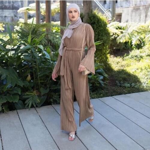 Fake two pieces islamic Diamond beading muslim suits sets female Arab fashion mall full pleated muslim dress + pant sets wq1159