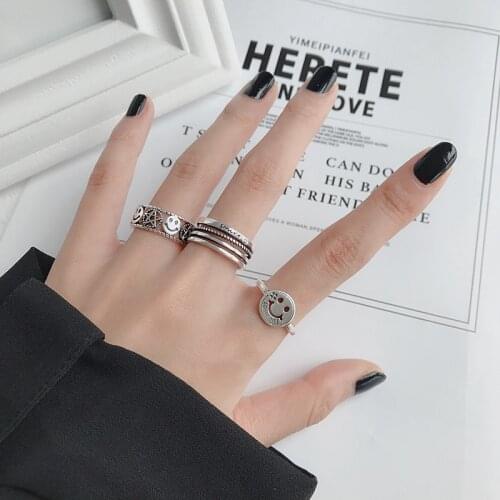 Vintage Smiling Face Rings for Women Punk Hip Hop Open Good Luck Ring Weaving Undefined Rings Statement Jewelry Gift Girls