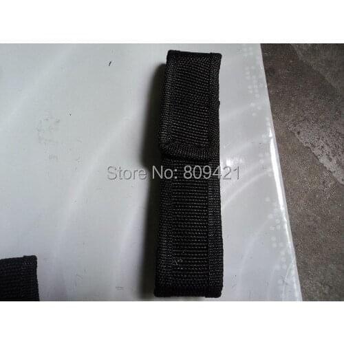 300pcs/lot Torch Soft Nylon Pouch Holster w/ Tight Closure Flashlight cloth cover 16 cm for R5 flashlight nylon case