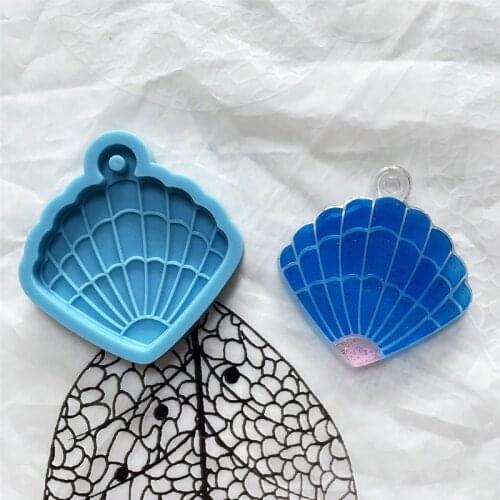 DIY Mirror Shell Keychain Silicone Epoxy Mold DIY Keychain Creative Pendant Jewelry Crafting Mould for Valentine Gift