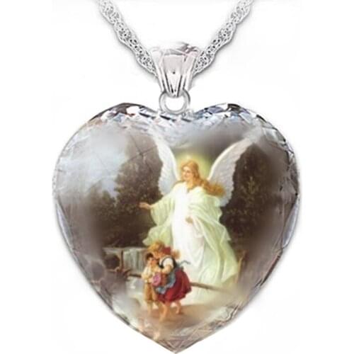 Exquisite Womens Fashion Heart Shaped Crystal Angel Pattern Pendant Necklace