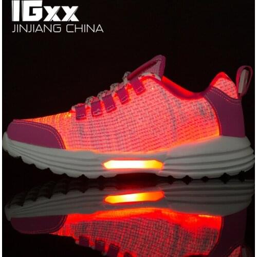 IGxx OPTIC LED Shoes Light For Men LED Light up Sneakers USB Recharging Fiber OPTIC Cloth Elastic Sole Glowing Luminous Flashing