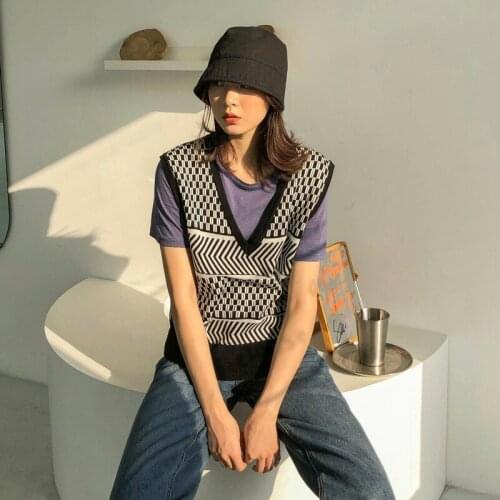 2021 Spring Korean Loose Plaid Sleeveless Sweater Women Shoulder-length Wearing Knitted Vest Female W030F