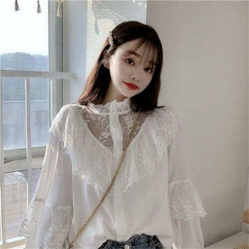 Giyu Lace Blouses
