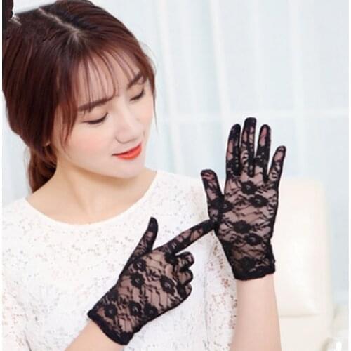 1 Pair Short Tulle Gloves Grace Autumn Summer Women Stretchy Lace Spots Lotus Leaf Sheers Flexible Accessories Full Finger