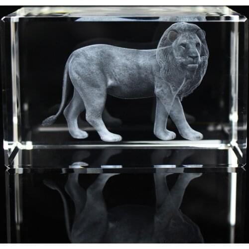 Creative Birthday Gifts 3D Laser Engraved Lion Crystal Fengshui Miniature Glass Crystal Block Home Decoration