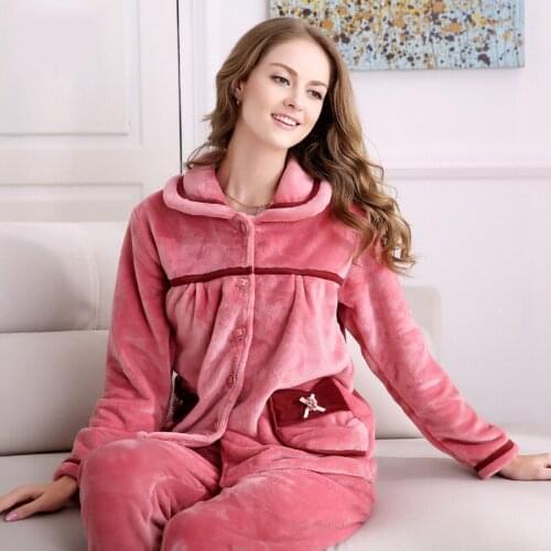 Ladies Flannel Sleepwear Long Sleeve Coral Fleece Pajamas Female Winter Warm Flannel Homewear 2pcs Night Long Sleeven D-2122