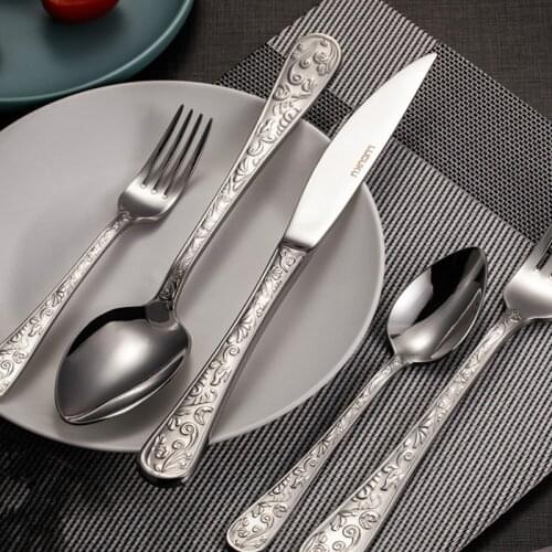 Thickened Dinnerware Set Western Knife Fork and Spoon Silver Carved Pattern 304 Stainless Steel Tableware Set Cutlery Gift Box