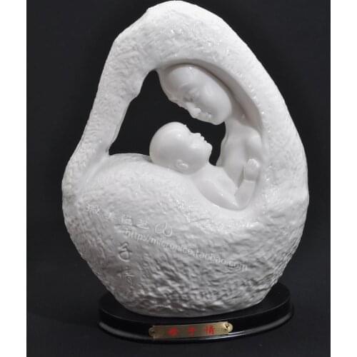 Affectionate son like mother love smoke ornaments ceramic figures of modern art creative gifts crafts