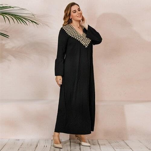 2021 Spring XL-5XL Muslim Ladies Long Sleeve Middle Eastern Ethnic Style Long Sleeve Dress Embroidery Turkey New Dubai Abaya