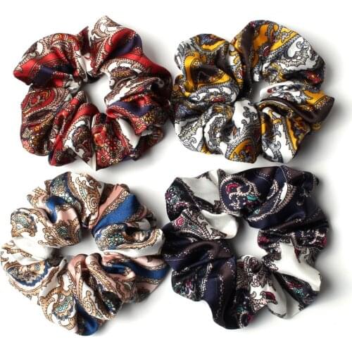 2 Pack Retro Satin Scrunchies for Women Chain Print Hair Scrunchies Hair Ties Wide Elastic Rubber Hair Bands Headwear