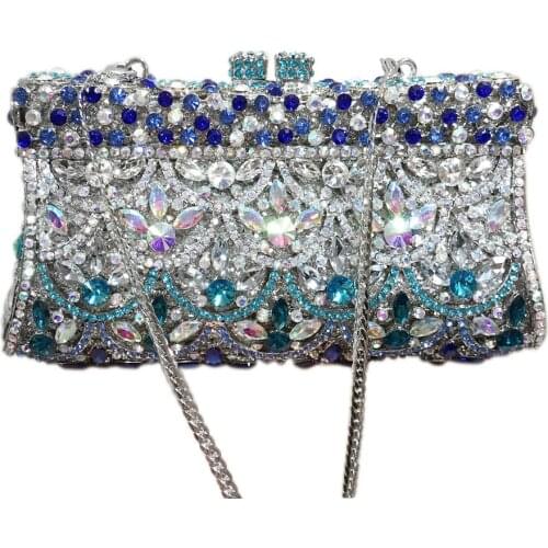 Luxury Hand Inlaid Diamond Evening Bag Fish Scale Pattern AB Color Diamond Evening Bag