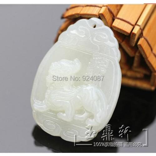 Authentic xinjiang hetian jade Buddha and having the mythical wild animal is hanged jade pendant