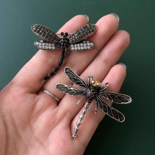 Muylinda Rhinestone Dragonfly Brooch Unisex Crystal Black Color Insect Brooches Vintage Metal Shirt Pins Scarf Clips Jewelry