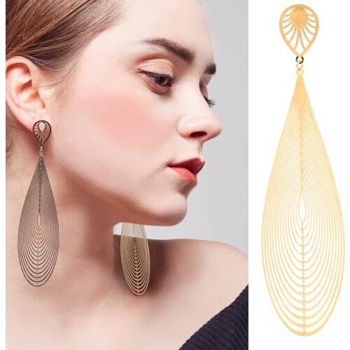 2018 Fashion New high quality polished big ear post Silver shiny Plated max large punk Hoop Earrings party For Women wholesale