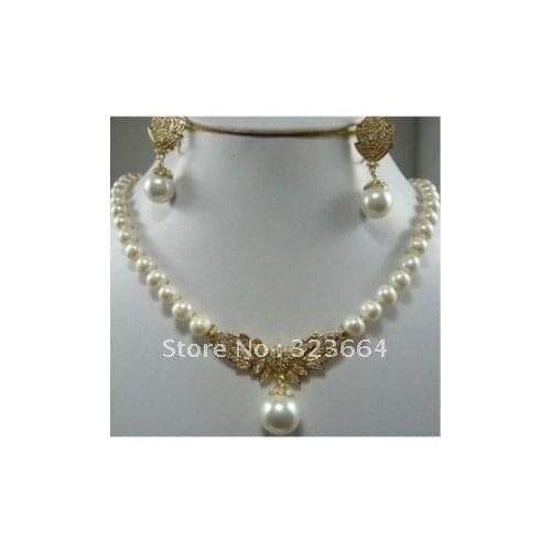 Hot Sell! Charmin 8-9mm White Akoya Pearl necklace & earring Set