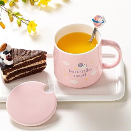 Space Planet Mugs Cartoon Personality Couples Ceramic Water Bottle with Lid and Spoon Office Home Fashion Milk Coffee Cup