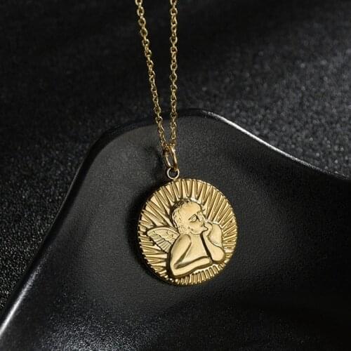 Round Coin Angel Baby Cherub Pendant Necklace for Women and Men Cupid Choker Clavicle Chain Stainless Steel Jewelry Gift