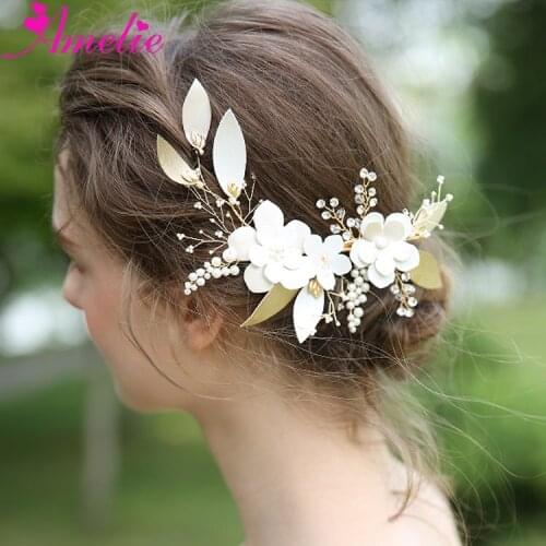Nostalgic Hair Style 2019 New Feather Flower Wedding Decoration Hair Clip Bridal Accessories Side Hairclips