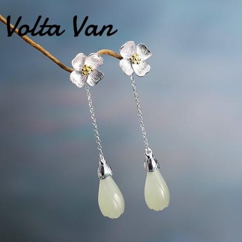Volta Van Dangle Earrings