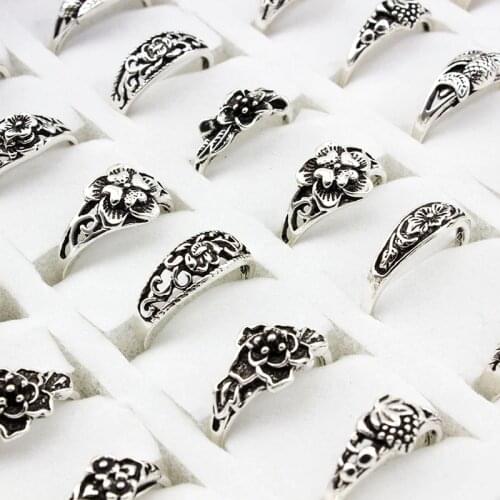 20 Pieces Retro Ring Wholesale Mix Style Antique Silver Plated Statement Small Vintage Charm Ring For Women And Men