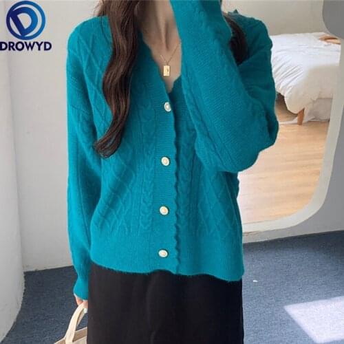 Knitted Cardigan Womens V-neck Loose Korean Short Jacket Fall 2021 New Long Sleeve Gentle Wind Twist Single-breasted Sweater