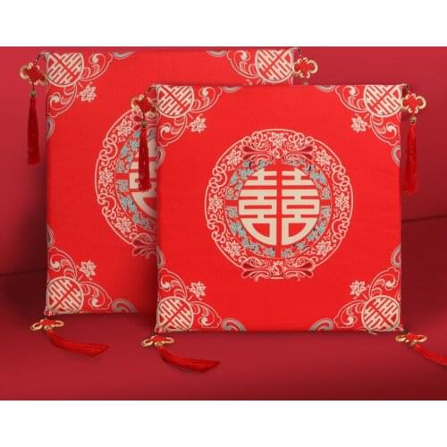 Wedding supplies kneeling mat, change mouth new couple sitting on blessing mat hi word mat, red mat, step on hi mat