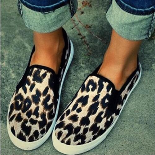 2019 Women casual shoes new genuinehigh quality leopard print loafers horse hair soft bottom one pedal lazy shoes women K6-63