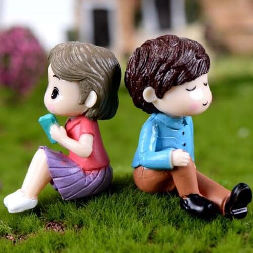 4 PCs Next Door Lovers Landscaping Sweetheart Cute Cartoon Couple Doll Moss Micro Landscape Fairy Garden Miniature Figurines
