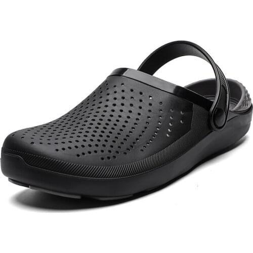 Plus Size 47 Hole Clogs Sandals For Men EVA Valentine Slippers Male Red Closed-toe Garden Shoes Adulto Hombre