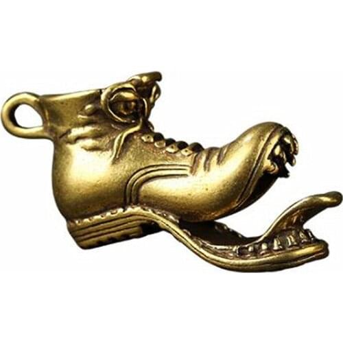 Casting Metal Cartoon Shoe Ornaments Gifts 3D Figurine Mini Fashion Collect Home Office Room Desktop Decoration Sculpture