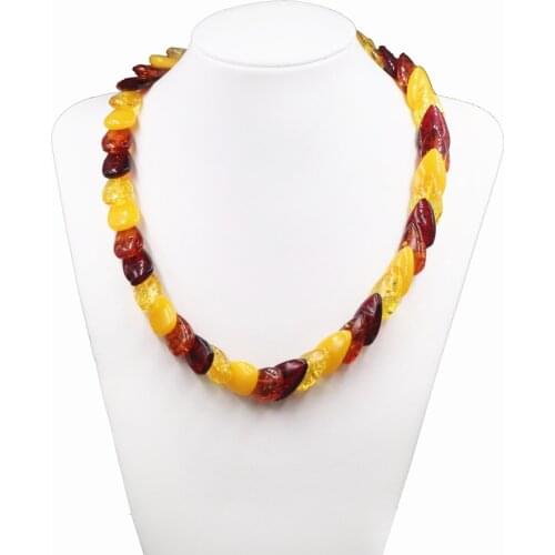 African Jewelry Exaggerated Necklace for Women Versatile Short Chain Necklace Imitation Resin Ambers Beads String Necklaces B348