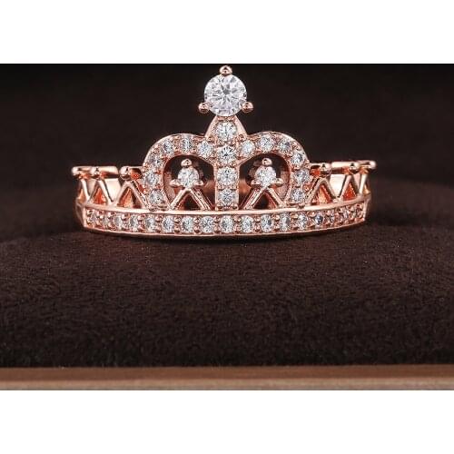 Huitan Crown Rings for Women Shiny Crystal Zircon Romantic Lady Wedding Engagement Anniversary Rings Fashion Jewelry Accessories