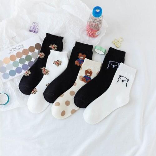 New Autumn And Winter Fashion Womens Socks Student Campus Wind Big Bear Series Pile Socks High-quality Cotton Stockings