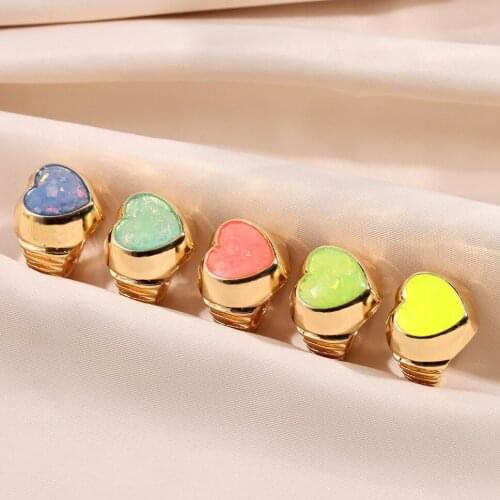 Korean Cute Glossy Love Heart Metal Ring For Women Girls Simple Geometric Colorful Resin Chunky Rings New Creative Party Jewelry