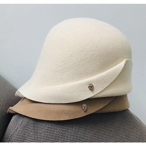 New Japanese womens hat metal leaf label folded brim womens retro fashion woolen basin hat fisherman felt hat bucket hats