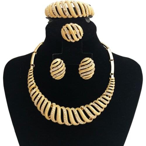 African wedding golden jewelry suite Algerian bridal jewelry necklace bracelet earring ring caftan accessories set