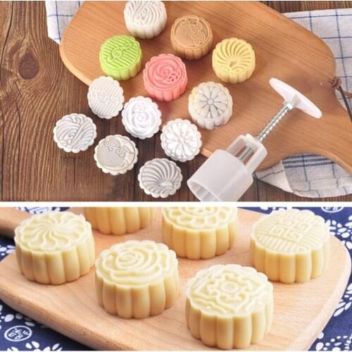 7Pcs Stamps 50g Round Flowers Moon Cake Mold Mould Pastry Mooncake Hand DIY Tool