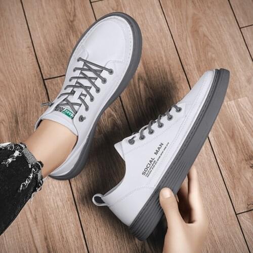 2021 Autumn New Mens Fashion Pu Flat Bottom Solid Color Lace Up Business Casual Mens Shoes Comfortable Classic Hot Sale AQ102