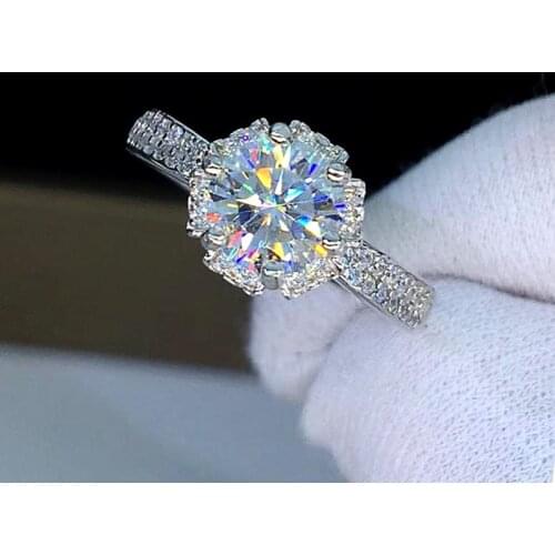 Huitan 2021 Trends Wedding Eternity Rings Women High Quality Silver Color Cubic Zirconia Accessories Engagement Classic Jewelry