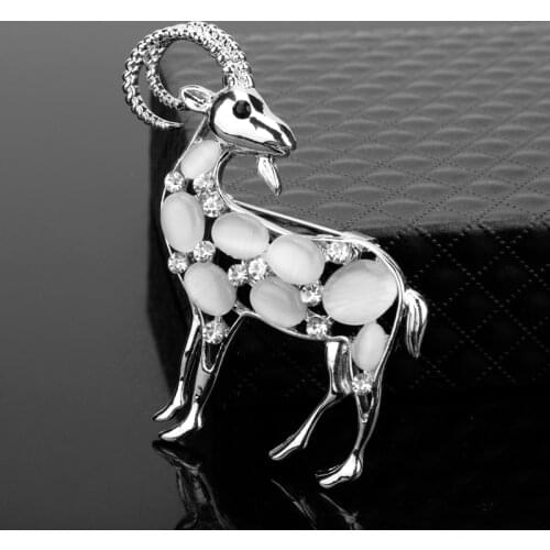 Dongsheng Lucky Rhinestone Opal Goat Animal Christmas Brooches Lapel Pins Bag Coat Badges For Women Christmas Jewelry Gift