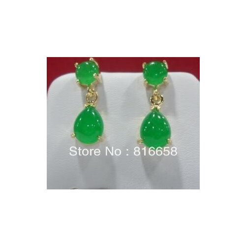 Natural Charming green jade drop earring AAA