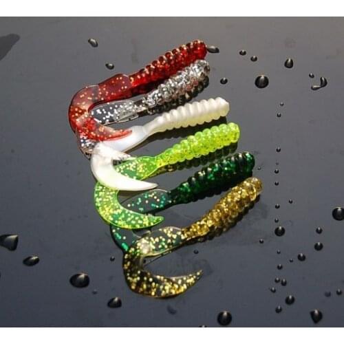 100pcs hand made soft artificial 5cm grubs wrom baits, tiny grub with oil in soft body ,circle tail grub baits