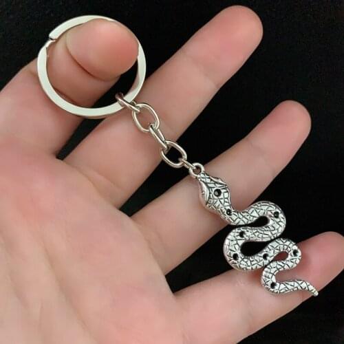 Snake Key Chain Animal Keychain Metal Keychains Men Cute Keychain Charms Diy Handmade pendant Gift