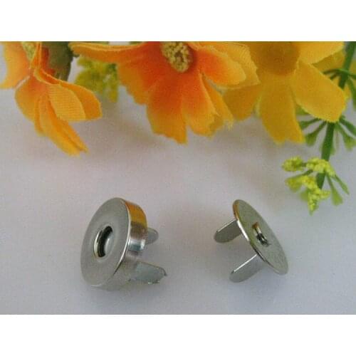Free Ship 15set/lot 18*4mm Silver Round magnet button for bags magnetics buttons Clasp Metal button fastener clothes