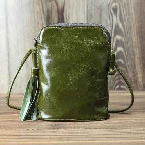 Vintage 100% Natural Oil Wax Cow Leather Women Shoulder Bags Tassel Sling Beg Genuine Leather Crossbody Bag
