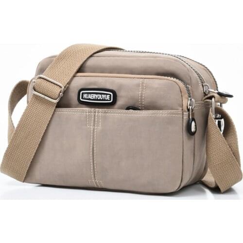 Cloth Shake Women's Clutches