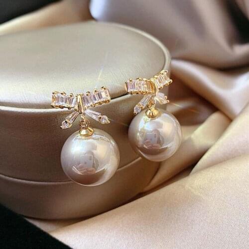 2021 New Trend Zircon Bow Pearl Earrings Luxury Golden Elegant Bridal Accessories Real Gold Plating Ins Womens Earrings Jewelry