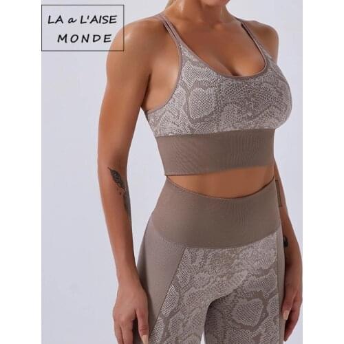 Seamless Tracksuits Women Sexy Gym Workout Clothes Fitness Sports Suits Workout Sets Elegant Sport Clothes Women Tracksuit