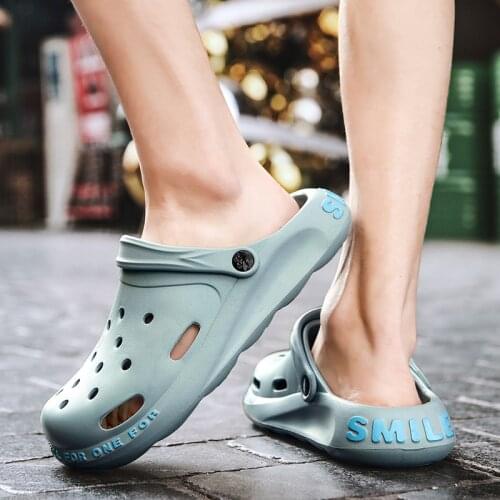 2021 New Men Women Summer Colgs Sandal Mesh Breathable Padded Beach Flip Flops Shoes Solid Flat Bath Slippers Water Aqua Shoes